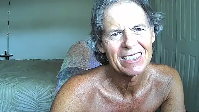 Snapshot of nakeedcowboi65 chatting on 06-01-26, 09:03 nakeedcowboi65 online show from 06-01-26, 09:03