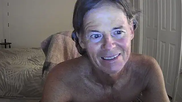 Snapshot of nakeedcowboi65 chatting on 05-20-26, 08:00 nakeedcowboi65 online show from 05-20-26, 08:00