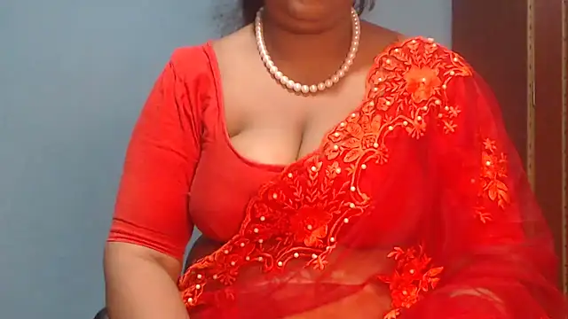 Snapshot of naughtyboobs38dd chatting on 05-31-26, 04:24 naughtyboobs38dd online show from 05-31-26, 04:24