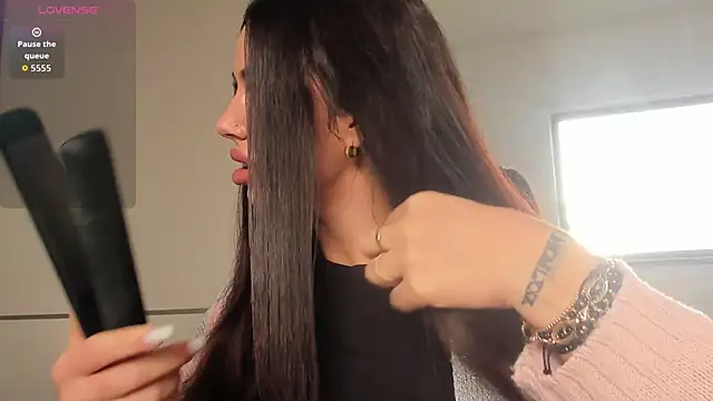 AmiraRosse online show from 11-13-25, 06:28