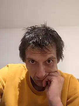maciej online show from 09-22-25, 10:49