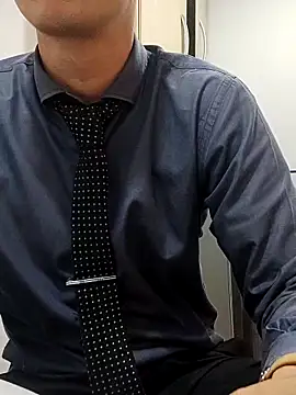 Snapshot of Business_dickkk chatting on 03-11-25, 01:45 Business dickkk online show from 03-11-25, 01:45
