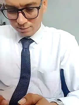 Snapshot of Business_dickkk chatting on 01-04-25, 05:16 Business dickkk online show from 01-04-25, 05:16