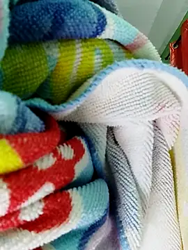 QueenSoreal online show from 09-25-25, 06:03