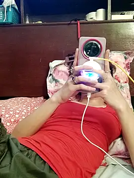 QueenSoreal online show from 03-07-26, 07:37