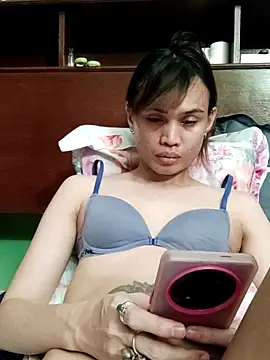 QueenSoreal online show from 03-08-26, 11:46