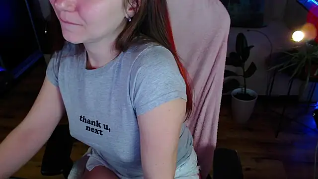 Snapshot of LizaSexy20 chatting on 02-19-25, 07:17 LizaSexy20 online show from 02-19-25, 07:17