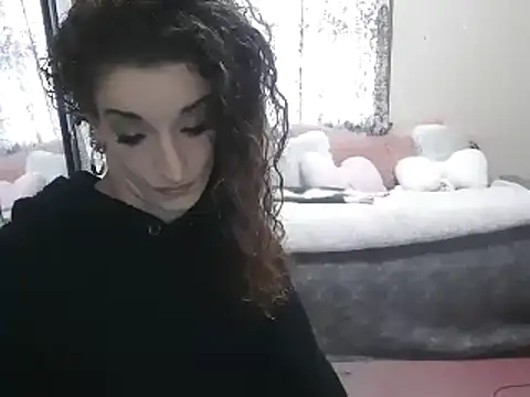 Snapshot of AshleyRain chatting on 12-17-24, 04:32 AshleyRain online show from 12-17-24, 04:32