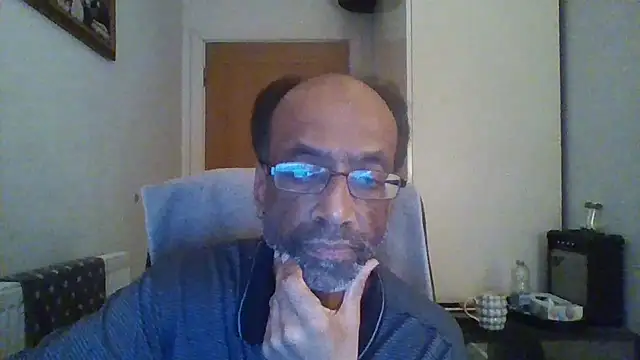 rauncher1 online show from 11-07-25, 12:37