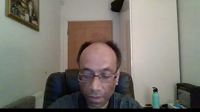 Snapshot of rauncher1 chatting on 01-19-26, 12:20 rauncher1 online show from 01-19-26, 12:20