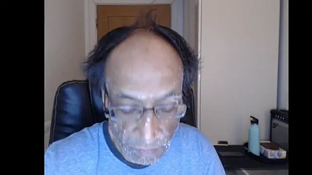 rauncher1 online show from 04-11-26, 08:51