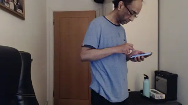 rauncher1 online show from 04-18-26, 12:35