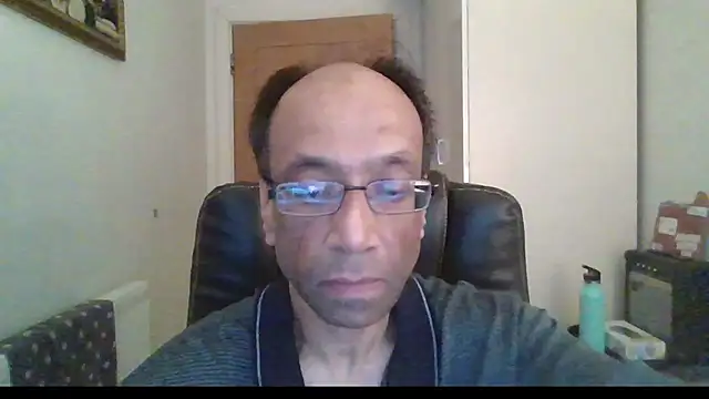 Snapshot of rauncher1 chatting on 02-09-26, 08:45 rauncher1 online show from 02-09-26, 08:45