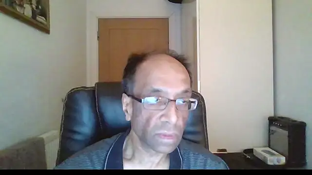 Snapshot of rauncher1 chatting on 02-03-26, 09:58 rauncher1 online show from 02-03-26, 09:58