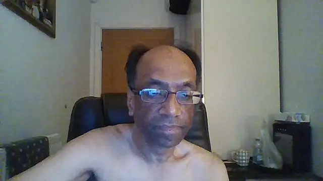 rauncher1 online show from 10-28-25, 06:56