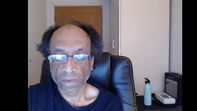 rauncher1 online show from 05-22-26, 08:23