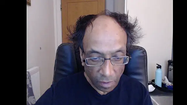 rauncher1 online show from 06-04-26, 08:19