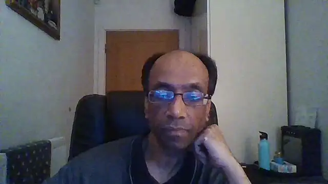 rauncher1 online show from 12-17-25, 09:25