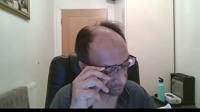 Snapshot of rauncher1 chatting on 02-01-26, 09:18 rauncher1 online show from 02-01-26, 09:18