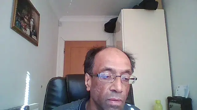 rauncher1 online show from 11-26-25, 10:59