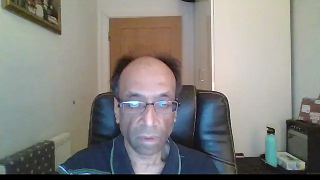 Snapshot of rauncher1 chatting on 02-16-26, 05:55 rauncher1 online show from 02-16-26, 05:55