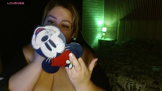 bella savati online show from 02-19-25, 12:14