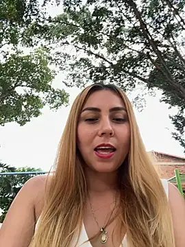 Brittanyrosexx online show from 11-18-25, 09:29