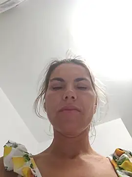 FeliciaKrige online show from 06-17-26, 10:41