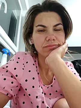 Snapshot of FeliciaKrige chatting on 04-30-26, 10:58 FeliciaKrige online show from 04-30-26, 10:58