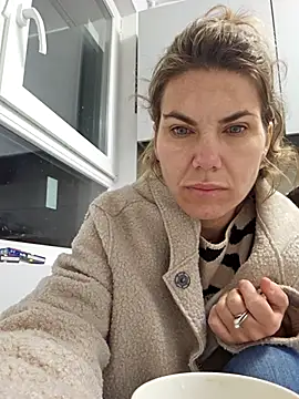 FeliciaKrige online show from 03-10-26, 10:47