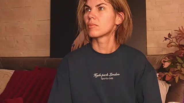 FeliciaKrige online show from 03-04-26, 10:28