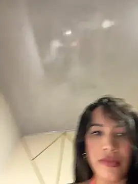 SQUIRTINGQUEEN11 online show from 04-11-26, 02:41