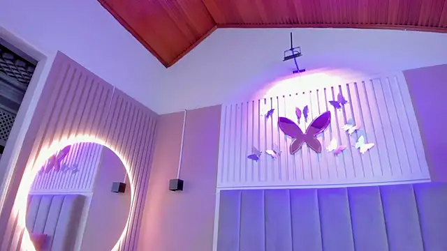 Snapshot of chantall1375 chatting on 01-17-26, 03:32 chantall1375 online show from 01-17-26, 03:32