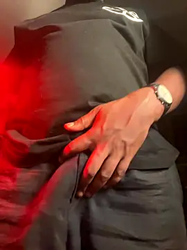 Snapshot of HairyChubbyStalion chatting on 11-14-25, 12:25 HairyChubbyStalion online show from 11-14-25, 12:25