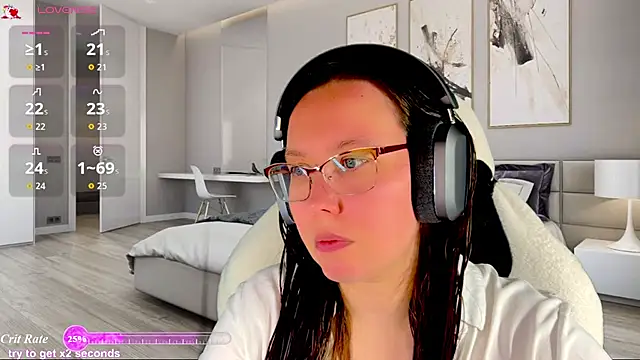 Snapshot of Victoria_Romans chatting on 07-11-26, 09:20 Victoria Romans online show from 07-11-26, 09:20