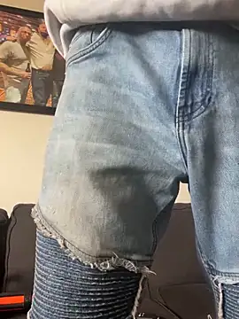 Snapshot of cumgitsumdic chatting on 01-25-25, 06:13 cumgitsumdic online show from 01-25-25, 06:13