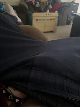 Snapshot of cumgitsumdic chatting on 02-22-25, 06:30 cumgitsumdic online show from 02-22-25, 06:30