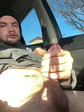 Snapshot of cumgitsumdic chatting on 01-29-25, 03:47 cumgitsumdic online show from 01-29-25, 03:47