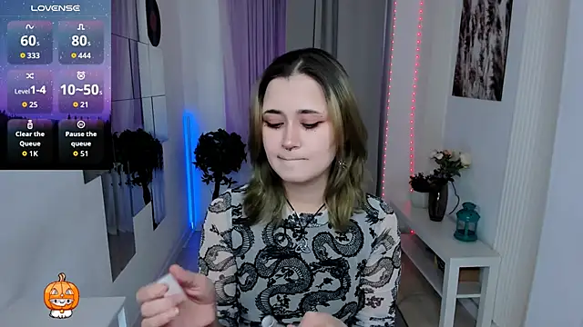 Alexa Lexi  online show from 11-08-25, 03:59