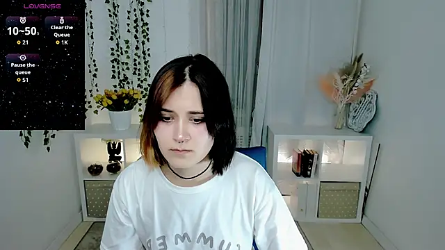Alexa Lexi  online show from 06-04-26, 10:42