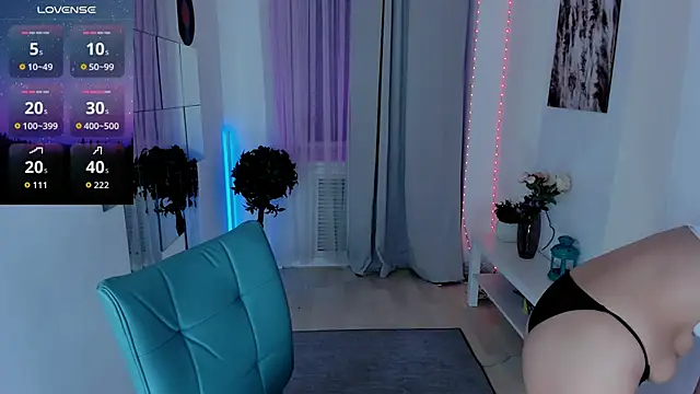 Alexa Lexi  online show from 11-06-25, 03:49