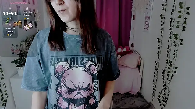 Alexa Lexi  online show from 04-28-26, 11:14