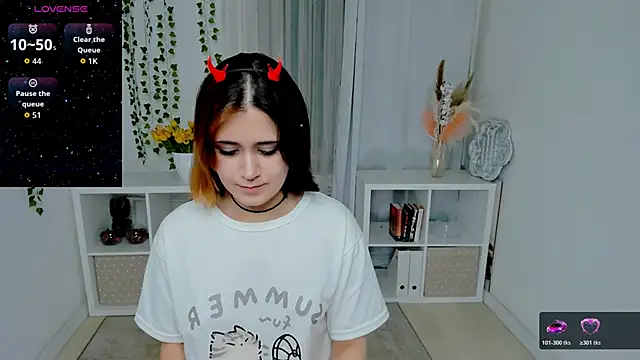 Alexa Lexi  online show from 06-19-26, 11:05