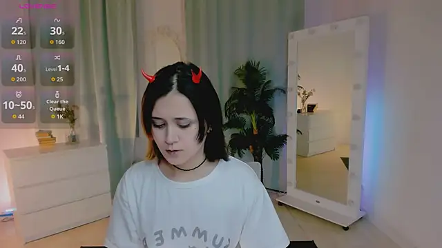 Alexa Lexi  online show from 06-25-26, 11:26
