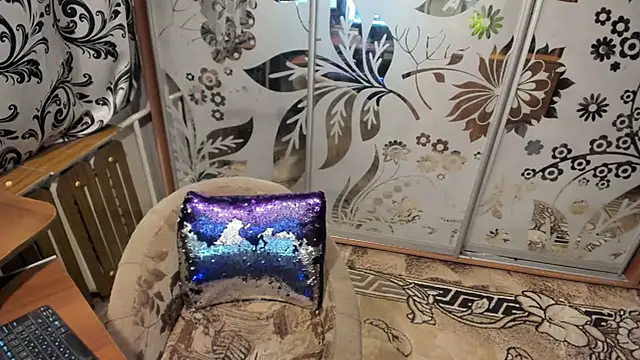 Snapshot of EVILENSA chatting on 03-03-25, 04:58 EVILENSA online show from 03-03-25, 04:58