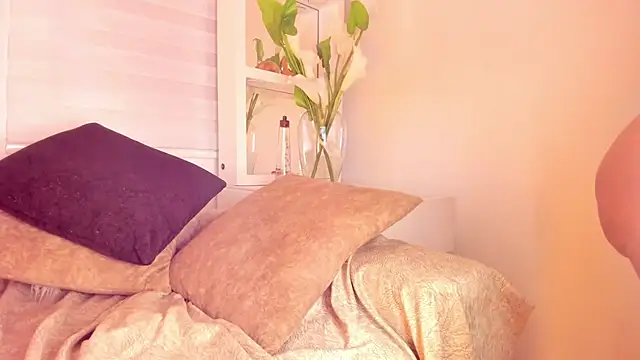 jessiigrey online show from 09-11-25, 02:33