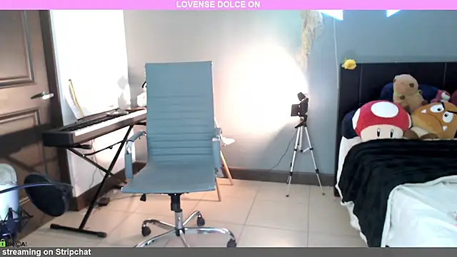 Snapshot of minarocket_ chatting on 01-09-25, 04:28 minarocket  online show from 01-09-25, 04:28