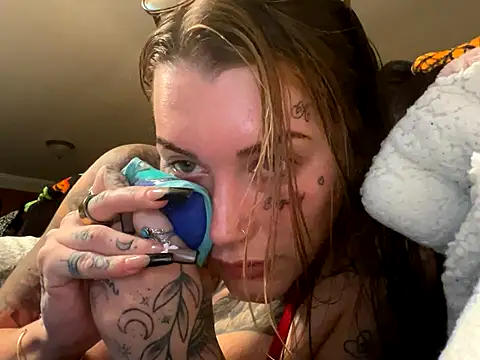 lexymarie online show from 11-06-25, 01:53