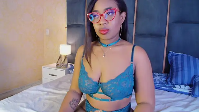 CaseyMoon online show from 12-21-25, 12:40