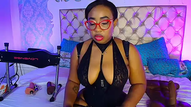 CaseyMoon online show from 10-23-25, 12:48